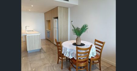 Darling Harbour Radiance Apartment | 2 Bedroom, 2 Bathroom | Furnished | Modern City Living - Photo 5