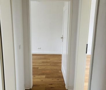 Modernisierte 2-Zimmer-Wohnung ab 01.12.24 zur Vermietung - Photo 1