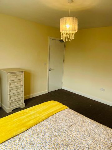 1 bedroom in a house share to rent - Photo 4