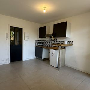 Location Appartement 1 pièce 19m² MONTPELLIER 34000 - Photo 2