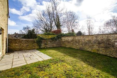 John Fortey Yard, The Green, Northleach, Cheltenham, GL54 - Photo 3