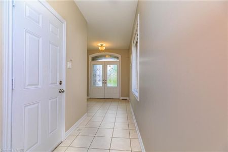 For Lease - 1256 Jezero Crescent, Oakville, Ontario - Photo 4