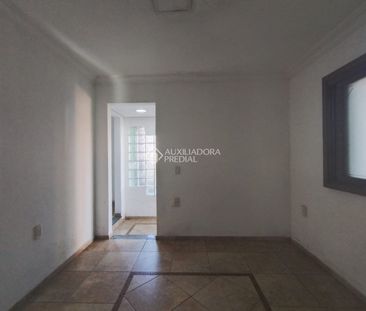Casa com 3 quartos e 269m² para alugar em Moinhos de Vento, Canoas. - Photo 3