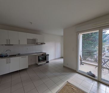 Location Appartement 2 pièces 41m² ST CYR SUR LOIRE 37540 - Photo 3