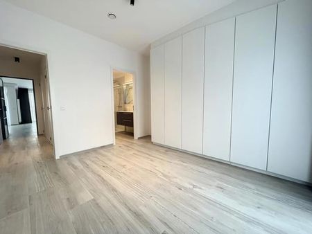 Appartement te huur - Foto 3