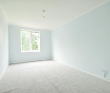 2 bedroom maisonette to rent - Photo 1