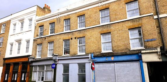 2 bedroom flat to rent - Photo 2