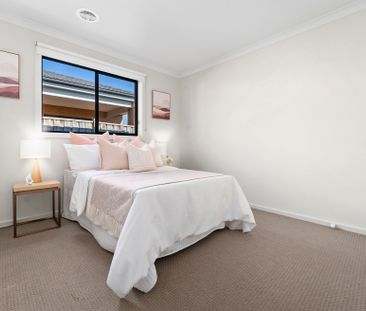 Spacious Family Home! - Photo 4