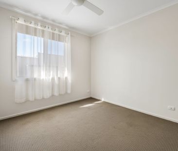 5 Dutton St, Hayborough SA 5211 - House For Rent | Domain - Photo 3