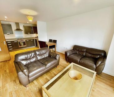 2 bedroom flat to rent - Photo 3