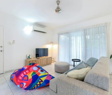 EASY, COMFORTABLE LIVING! - Photo 1