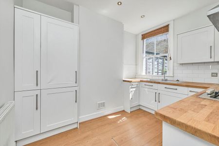 2 bedroom terraced house to rent - Photo 3