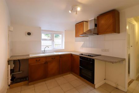 Studio to rent - Photo 2