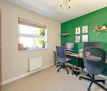 4 bedroom detached house to rent - Photo 5