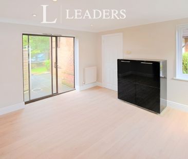 1 bedroom bungalow to rent Larksway, Bishops Stortford, CM23 - Photo 5