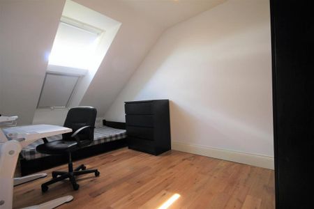 5 bedroom apartment to rent - Photo 2