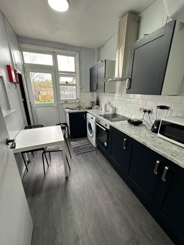 Room in a Shared House, Lordship Lane, N17 - Photo 4