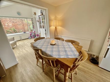Brooklands Close, YO14 9BJ, Filey - Photo 5