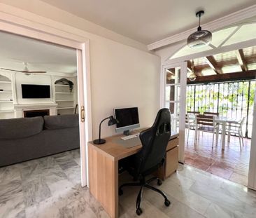 4 Bedroom Townhouse For Rent in Estepona, Málaga - Photo 6