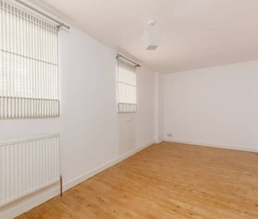 Newhaven Main Street, Newhaven, Edinburgh - Photo 4