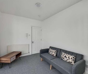 Devonport Road, Plymouth, PL1 - Photo 1