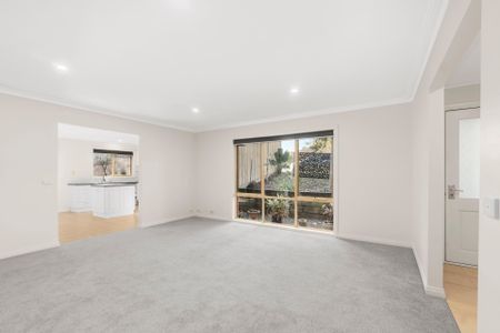 97 Manchester Road, Mooroolbark - Photo 5