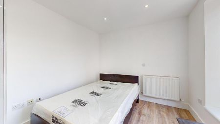 Studio to rent - Photo 3