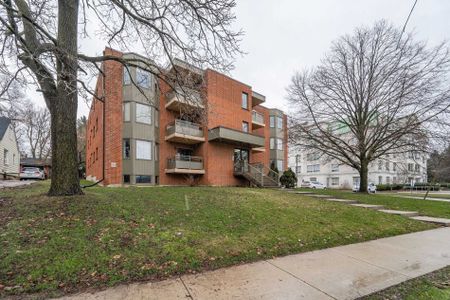 For Lease - 401 Erb Street Unit# 101, Waterloo, Ontario - Photo 2