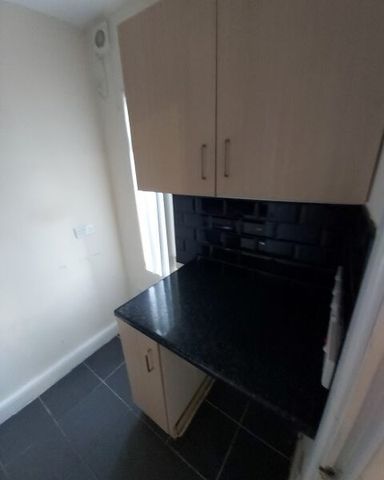 Harehills Lane, Harehills, Leeds, LS9 6HJ - Photo 2