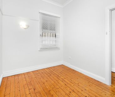 Charming 3-Bedroom Unit in the Heart of Kiama - Photo 6