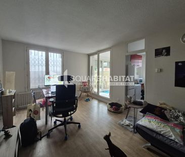 Location Appartement 2 pièces 52m² VILLENEUVE D ASCQ 59650 - Photo 1