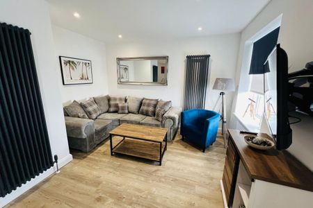 Marine Parade - Photo 2