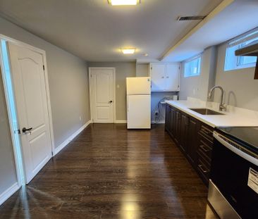 For Lease - 6 W Deane Park Drive Unit# Bsmt, Toronto, Ontario - Photo 5