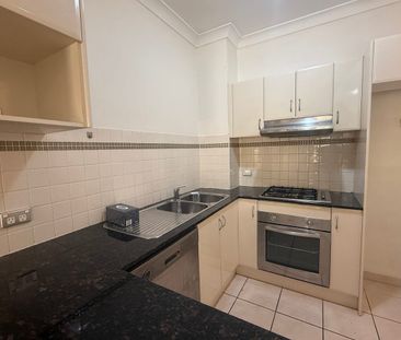 Modern Comfort & Unbeatable Convenience - Photo 3