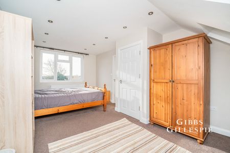 5 Bedroom House to rent - Photo 3