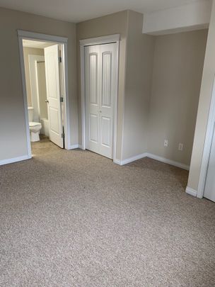 Apartment in Rundlestone- Ask About Our Great Incentive - Photo 1