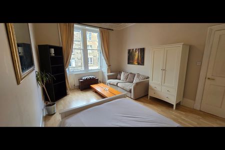 2 Bed Flat, Grindlay St, EH3 - Photo 2