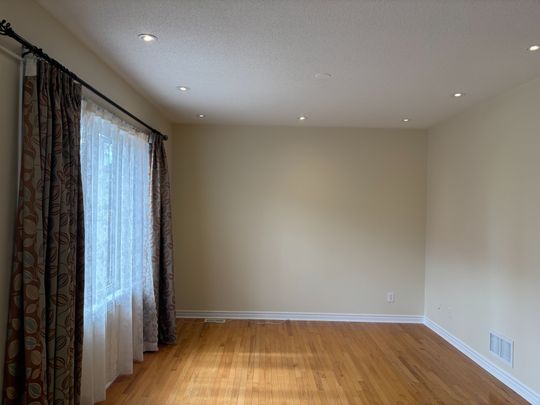 For Lease - 12 Haviland Circle, Brampton, Ontario - Photo 1