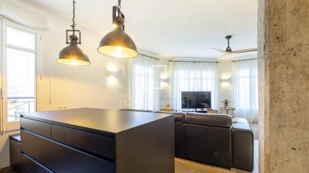 Piso de alquiler en Sant Francesc - Photo 2