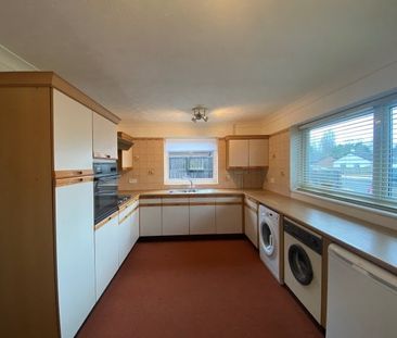 Rampton Road, Willingham - Photo 3