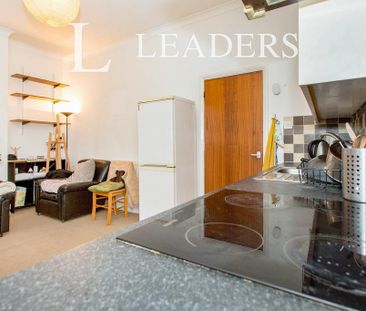1 bedroom apartment to rent - Photo 4