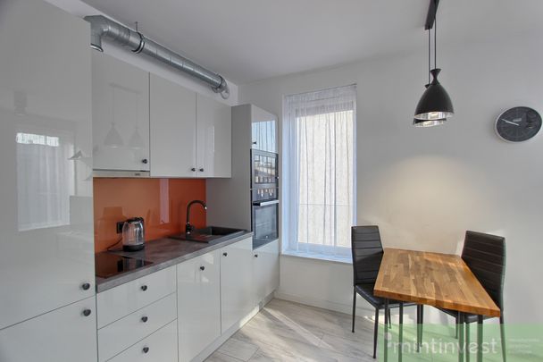 Idealne w apartamentowcu w centrum - Photo 1