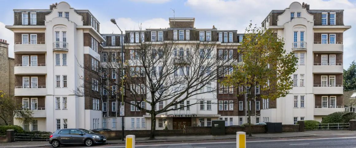 4 bedroom in 409 Finchley Road - Photo 1