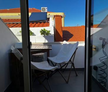 Travessa Meio Ao Arco do Carvalhão, Lisbon, Lisbon 1070-104 - Photo 4