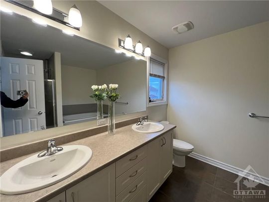 For Lease - 541 Caracole Way, Orleans - Cumberland and Area, Ontario - Photo 1