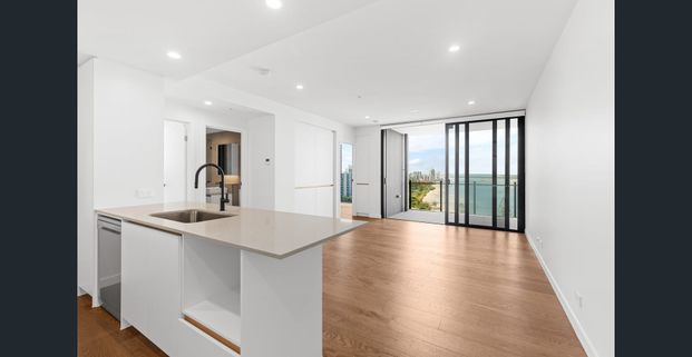 Available Now: Exclusive 2-Bedroom Apartment - Photo 1