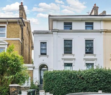 2 Bed Flat, Lewisham Way, SE4 - Photo 3