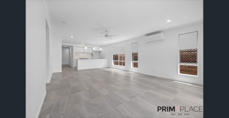 Modern, spacious and convenient 4 Bedroom Home - Photo 2