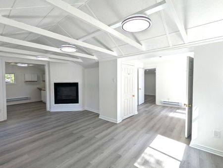 For Lease - 696 Hastings Avenue, Innisfil, Ontario - Photo 5