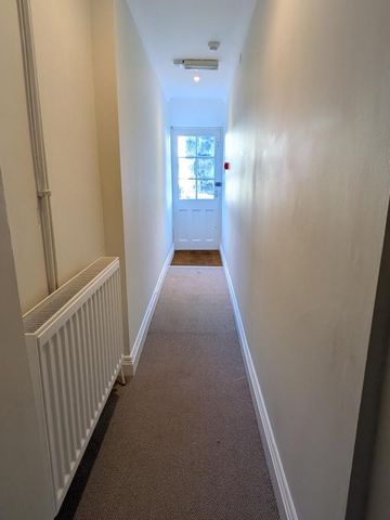 3 bedroom apartment to rent - Photo 2